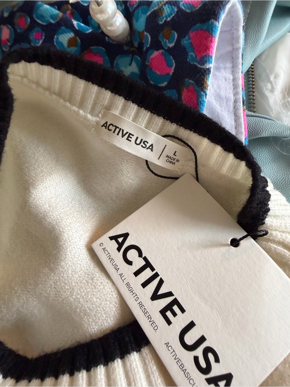 Active USA Cream Embroidered Bear Sweater - Picture 6 of 7